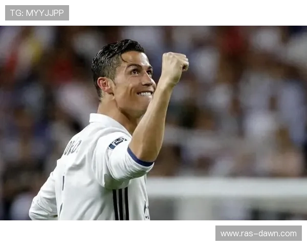 劳尔职业生涯高光时刻回顾：皇马传奇前锋的巅峰表现