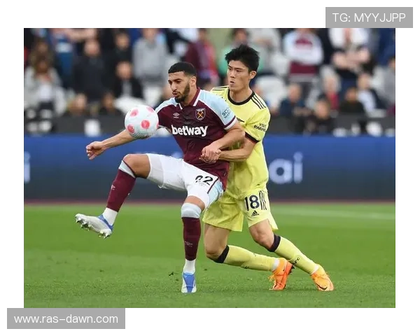 里尔进攻数据表现稳健,本赛季场均射正与关键传球数持续提升